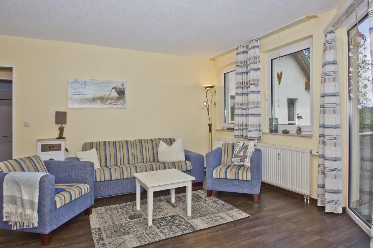 Strandnahe 2-Raum-Ferienwohnung Mit Balkon - Strandhaus Moenchgut Fewo 10 Lobbe Exterior photo